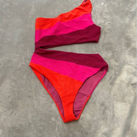New! Beach Riot Joyce swimsuit be mine colorblock 27776 - Picture 3 of 11